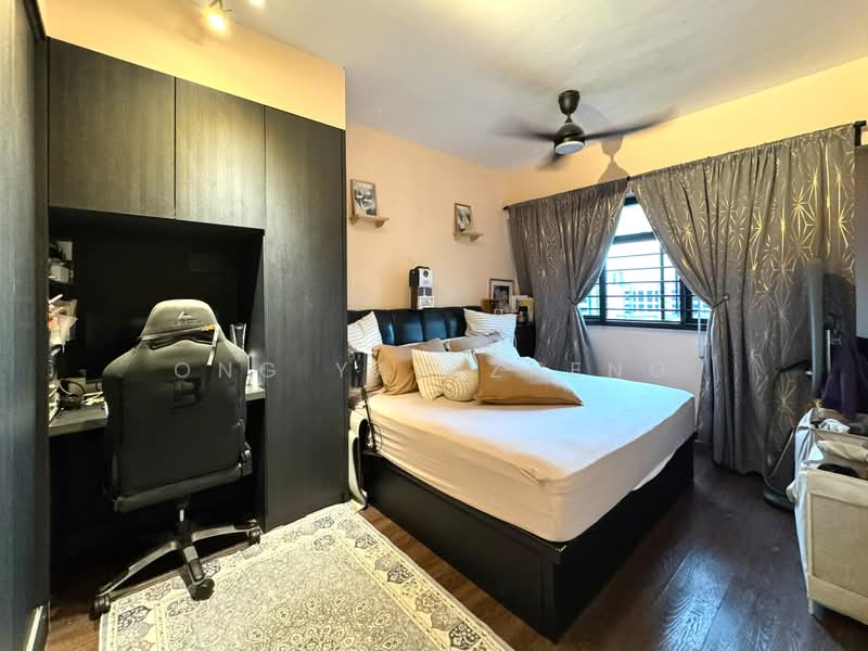 992B Buangkok Link, 992B Buangkok Link, 3 Bedrooms, 1,001 sqft, HDB Flat For Sale, by Ong Yan Zheng, 500235636 - Bedroom - PropertyGuru.com.sg