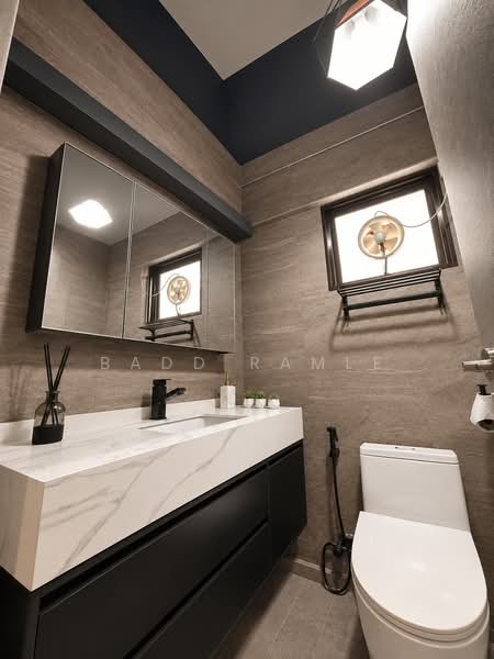 684B Jurong West Street 64, 684B Jurong West Street 64, 3 Bedrooms, 1,432 sqft, HDB Flat For Sale, by Badd Ramle, 500235637 - Bathroom - PropertyGuru.com.sg