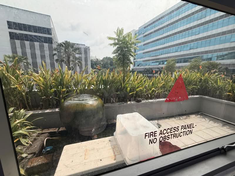The Spire, 10 Bukit Batok Crescent, Dairy Farm / Bukit Panjang / Choa Chu Kang, 2,002 sqft, Light Industrial (B1) For Sale, by Jolin Foo, 500235638 - Exterior - CommercialGuru.com.sg