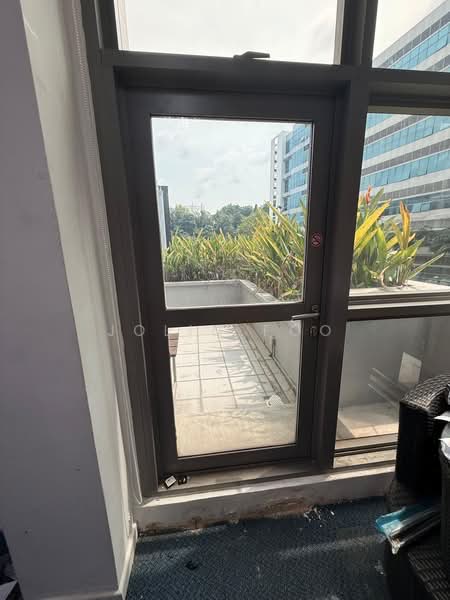 The Spire, 10 Bukit Batok Crescent, Dairy Farm / Bukit Panjang / Choa Chu Kang, 2,002 sqft, Light Industrial (B1) For Sale, by Jolin Foo, 500235638 - Balcony - CommercialGuru.com.sg