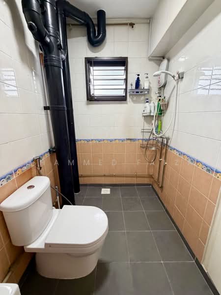 183A Rivervale Crescent, 183A Rivervale Crescent, 3 Bedrooms, 1,184 sqft, HDB Flat For Sale, by Muhammed Faizal, 500235640 - Bathroom - PropertyGuru.com.sg