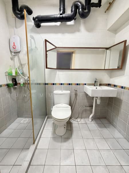 183A Rivervale Crescent, 183A Rivervale Crescent, 3 Bedrooms, 1,184 sqft, HDB Flat For Sale, by Muhammed Faizal, 500235640 - Bathroom - PropertyGuru.com.sg