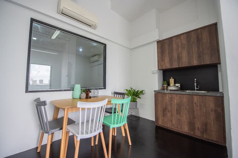 Tradehub 21, 18 Boon Lay Way, Boon Lay / Jurong / Tuas, 80 sqft, Light Industrial (B1) For Rent, by Jeffrey LCM, 500235642 - Dining Room - CommercialGuru.com.sg