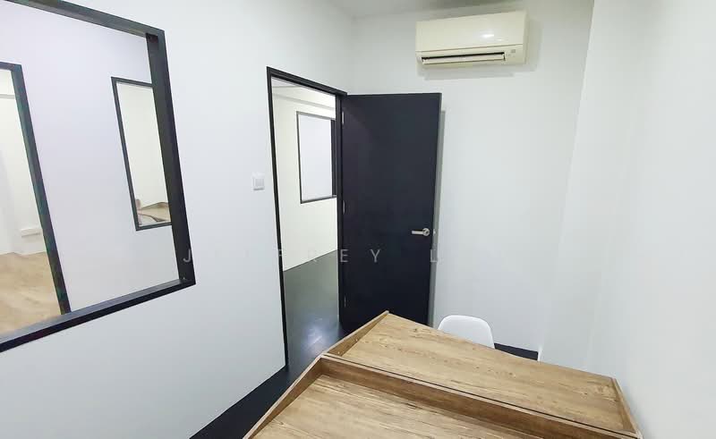 Tradehub 21, 18 Boon Lay Way, Boon Lay / Jurong / Tuas, 80 sqft, Light Industrial (B1) For Rent, by Jeffrey LCM, 500235642 - Interior - CommercialGuru.com.sg