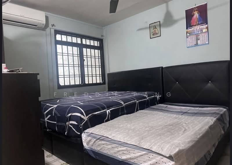 212 Boon Lay Place, 212 Boon Lay Place, 2 Bedrooms, 642 sqft, HDB Flat For Sale, by Freddie Pang, 500235648 - Bedroom - PropertyGuru.com.sg