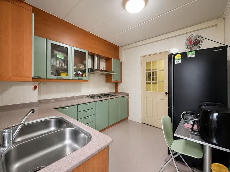 666B Jurong West Street 65, 666B Jurong West Street 65, Boon Lay / Jurong / Tuas, 4 Bedrooms, 1,399 sqft, HDB Flat For Sale, by Badd Ramle, 500235649 - Kitchen - PropertyGuru.com.sg