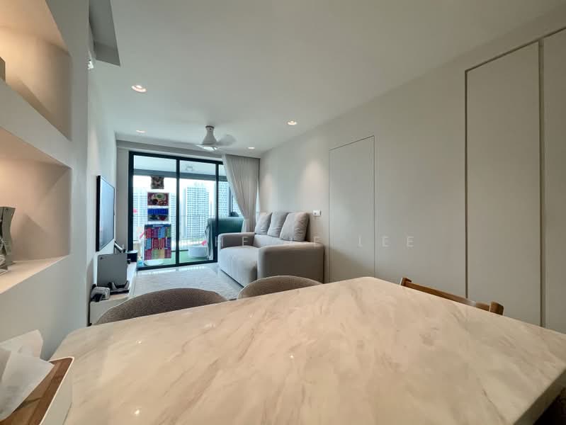The Topiary, 13 Fernvale Lane, 3 Bedrooms, 915 sqft, Condominium For Sale, by Michelle Lee, 500235651 - PropertyGuru.com.sg