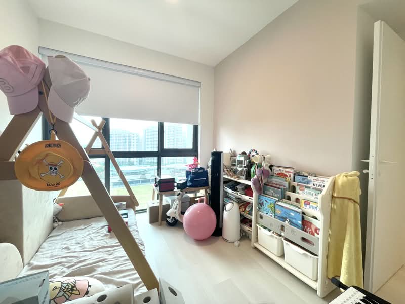 The Topiary, 13 Fernvale Lane, 3 Bedrooms, 915 sqft, Condominium For Sale, by Michelle Lee, 500235651 - PropertyGuru.com.sg