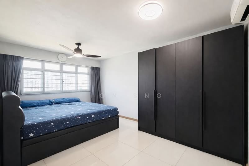 377B Hougang Street 32, 377B Hougang Street 32, 4 Bedrooms, 1,308 sqft, HDB Flat For Sale, by Fion Sng, 500235658 - Bedroom - PropertyGuru.com.sg