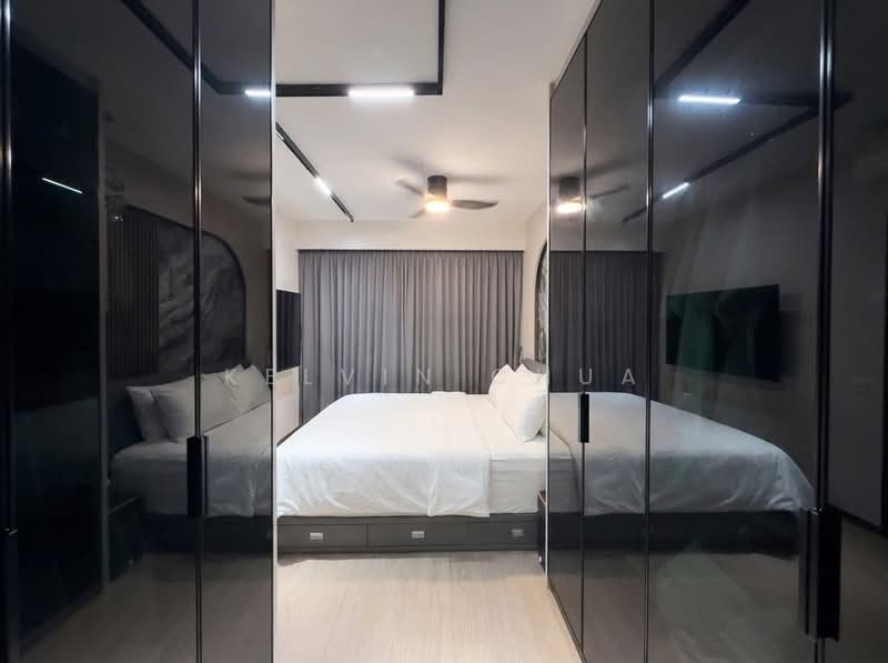 Blossom Residences, 32 Segar Road, 3 Bedrooms, 1,475 sqft, Condominium For Sale, by Kelvin Chua, 500235659 - Master Bedroom - PropertyGuru.com.sg