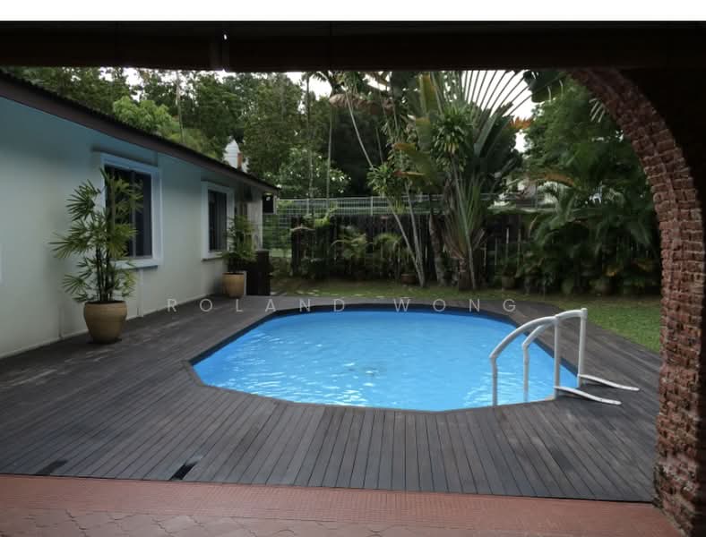 Single Storey Good Class Bungalow at Binjai Park for sale, Binjai Park, Clementi Park / Upper Bukit Timah, 5 Bedrooms, 5,000 sqft, Good Class Bungalow For Sale, by Roland Wong, 500235665 - Exterior - PropertyGuru.com.sg