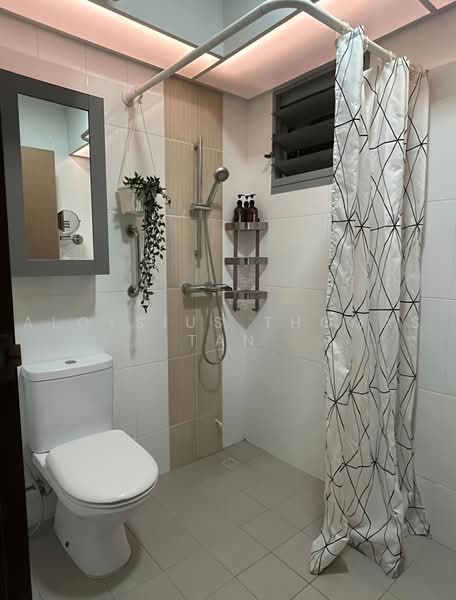 682C Edgedale Plains, 682C Edgedale Plains, Room Rental, 120 sqft, HDB Flat For Rent, by Aloysius Thomas Tan, 500235669 - Bathroom - PropertyGuru.com.sg
