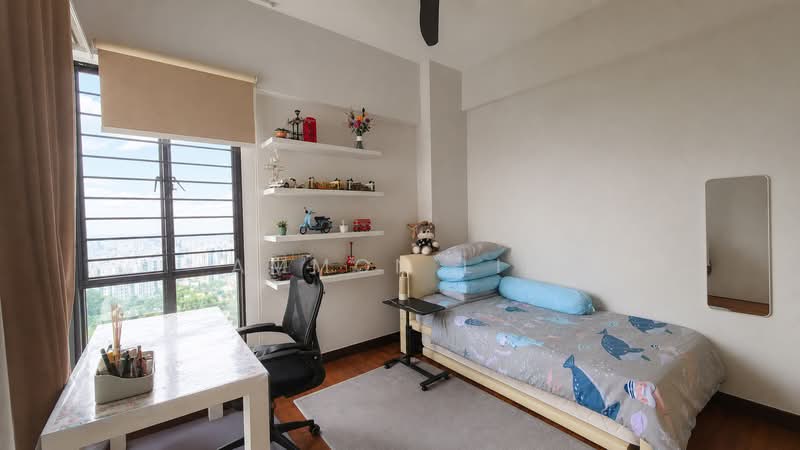 Regent Heights, 56 Bukit Batok East Avenue 5, 3 Bedrooms, 1,496 sqft, Condominium For Sale, by Ammon Lim, 500235673 - Bedroom - PropertyGuru.com.sg