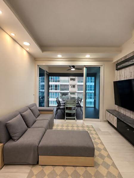 The Tampines Trilliant, 21 Tampines Central 7, Pasir Ris / Tampines, 4 Bedrooms, 1,302 sqft, Condominium For Sale, by Elson Lee, 500235674 - PropertyGuru.com.sg