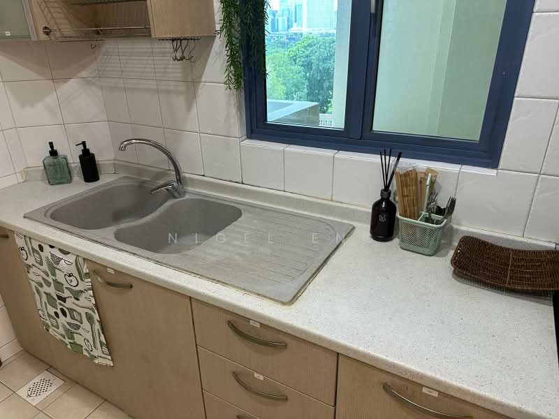 Sanctuary Green, 183 Tanjong Rhu Road, Room Rental, 150 sqft, Condominium For Rent, by Nigel Eng, 500235675 - Kitchen - PropertyGuru.com.sg