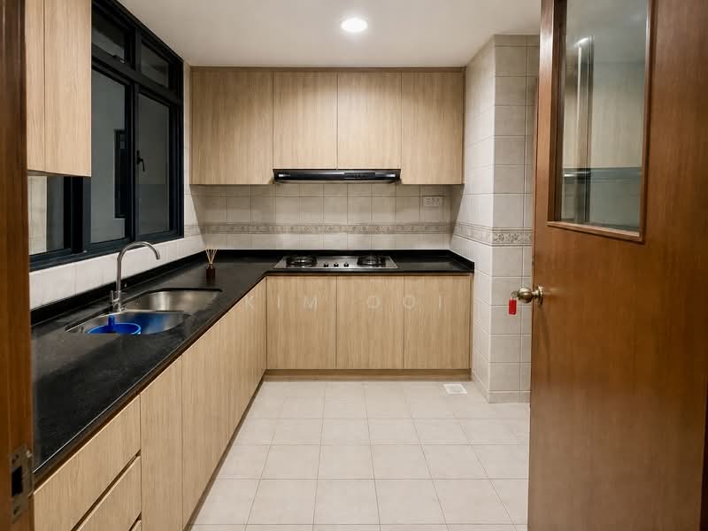 Regentville, 2 Hougang Street 92, 2 Bedrooms, 980 sqft, Condominium For Sale, by Kim Ooi, 500235682 - Kitchen - PropertyGuru.com.sg