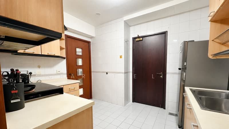 Parc Oasis, 35 Jurong East Avenue 1, Room Rental, 200 sqft, Condominium For Rent, by Charlotte Lin, 500235686 - Kitchen - PropertyGuru.com.sg