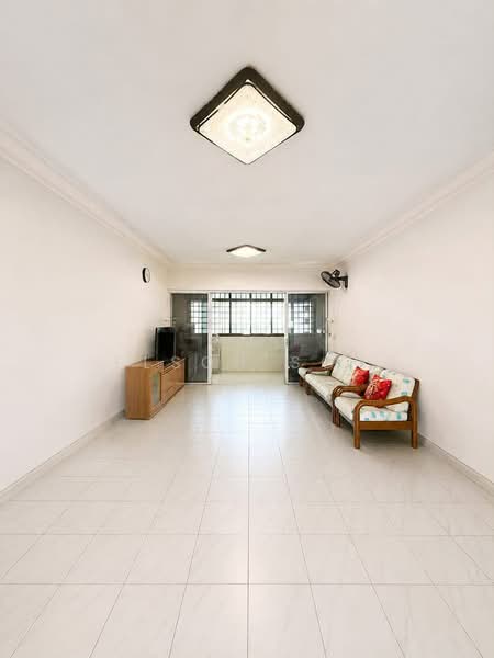 123 Marsiling Rise, 123 Marsiling Rise, 3 Bedrooms, 1,302 sqft, HDB Flat For Sale, by ELSON SOH, 500235687 - Living Room - PropertyGuru.com.sg