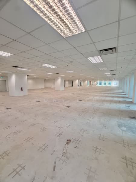 OUE Downtown 2, 6 Shenton Way, 16,213 sqft, Office For Rent, by Tony Eyu, 500235689 - Interior - CommercialGuru.com.sg