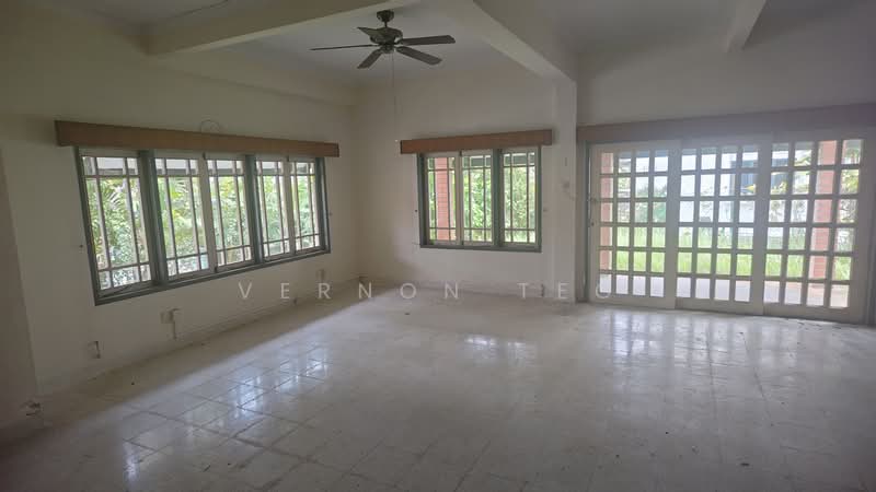 Unlisted House for Redevelopment.Facing greenery. Quiet and Peaceful, , 3 Bedrooms, 2,499 sqft, Corner Terrace For Sale, by Vernon Teo, 500235704 - Living Room - PropertyGuru.com.sg