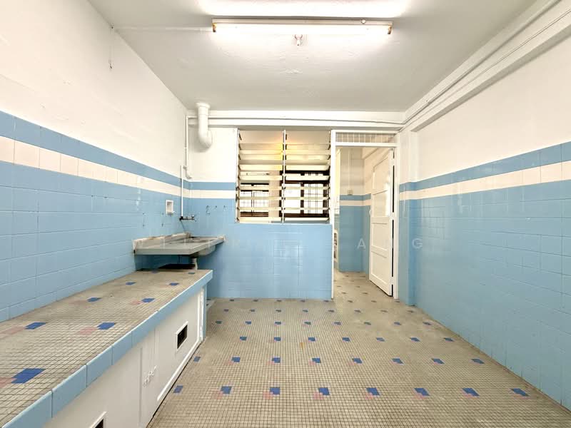 115 Lorong 1 Toa Payoh, 115 Lorong 1 Toa Payoh, 2 Bedrooms, 700 sqft, HDB Flat For Sale, by Wilfred Kang, 500235710 - Kitchen - PropertyGuru.com.sg