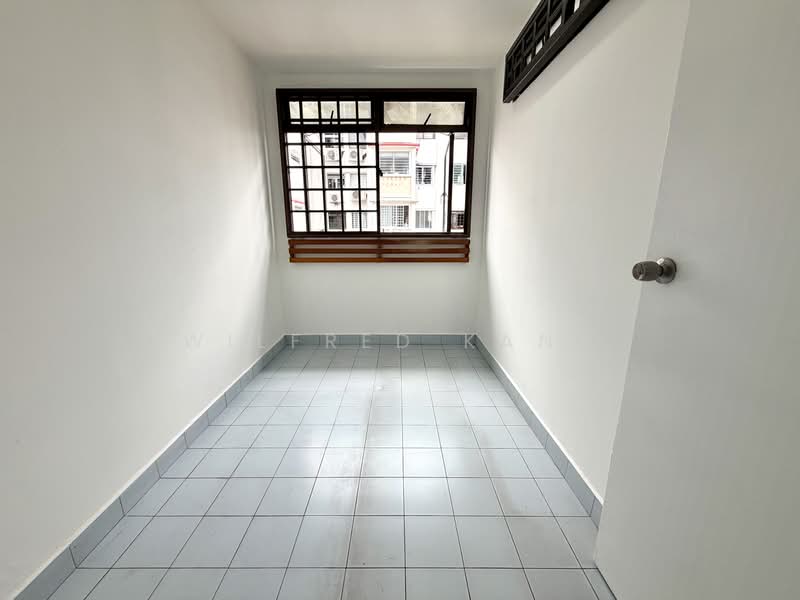 115 Lorong 1 Toa Payoh, 115 Lorong 1 Toa Payoh, 2 Bedrooms, 700 sqft, HDB Flat For Sale, by Wilfred Kang, 500235710 - Extended Room - PropertyGuru.com.sg