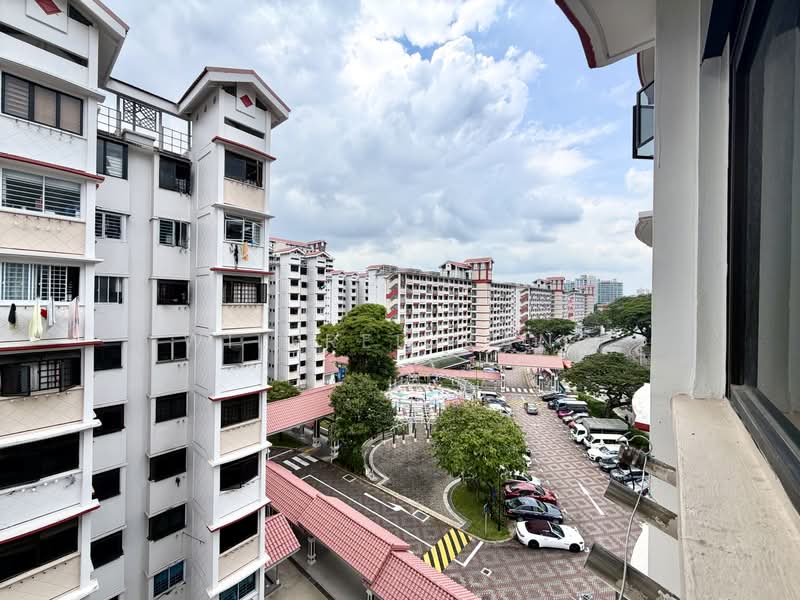 115 Lorong 1 Toa Payoh, 115 Lorong 1 Toa Payoh, 2 Bedrooms, 700 sqft, HDB Flat For Sale, by Wilfred Kang, 500235710 - Exterior View - PropertyGuru.com.sg
