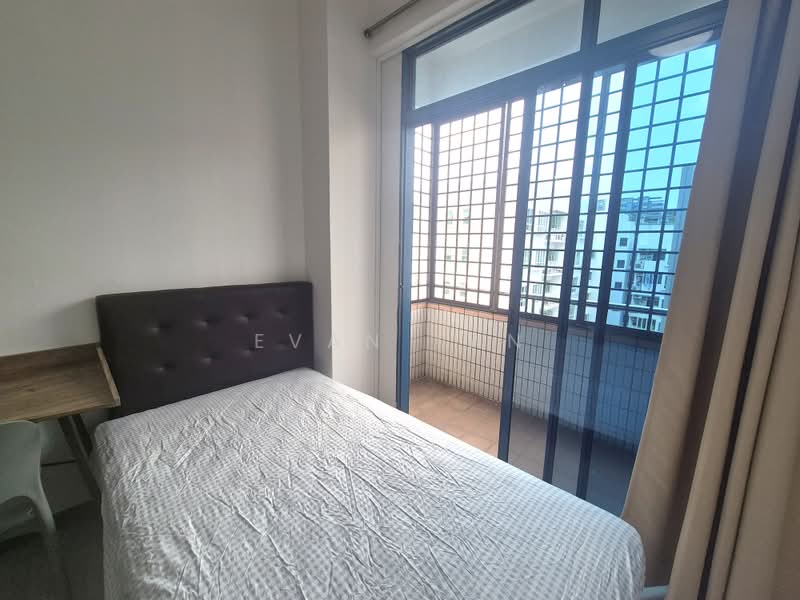 Palm Lodge, 4 Geylang Lor 37, Room Rental, 120 sqft, Condominium For Rent, by Evan Tan, 500235715 - Bedroom - PropertyGuru.com.sg