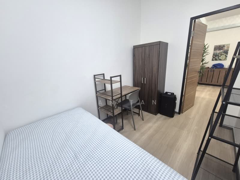Palm Lodge, 4 Geylang Lor 37, Room Rental, 80 sqft, Condominium For Rent, by Evan Tan, 500235716 - Bedroom - PropertyGuru.com.sg