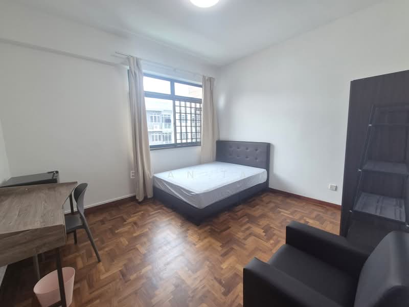 Palm Lodge, 4 Geylang Lor 37, Room Rental, 150 sqft, Condominium For Rent, by Evan Tan, 500235718 - Bedroom - PropertyGuru.com.sg