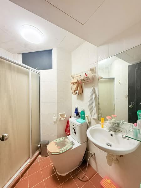 Bishan Park Condo, 18 Sin Ming Walk, 3 Bedrooms, 1,270 sqft, Condominium For Sale, by Jose Loh Zhenhao, 500235721 - Bathroom - PropertyGuru.com.sg