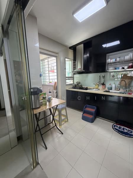 272B Sengkang Central, 272B Sengkang Central, 3 Bedrooms, 1,003 sqft, HDB Flat For Sale, by Eileen Chin, 500235731 - Kitchen - PropertyGuru.com.sg