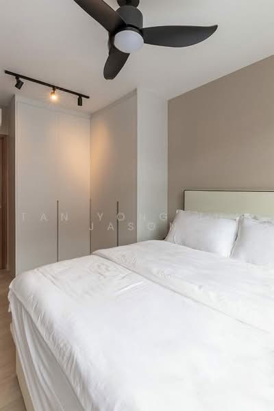 437A Bukit Batok West Avenue 5, 437A Bukit Batok West Avenue 5, 3 Bedrooms, 1,216 sqft, HDB Flat For Sale, by Tan Yong Jun Jason, 500235742 - Bedroom - PropertyGuru.com.sg
