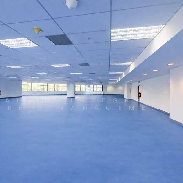 New Tech Park, 151 Lorong Chuan, Hougang / Punggol / Sengkang, 11,800 sqft, Light Industrial (B1) For Rent, by Owner Listing (Alpha Integrated RIET), 500235747 - Interior - CommercialGuru.com.sg