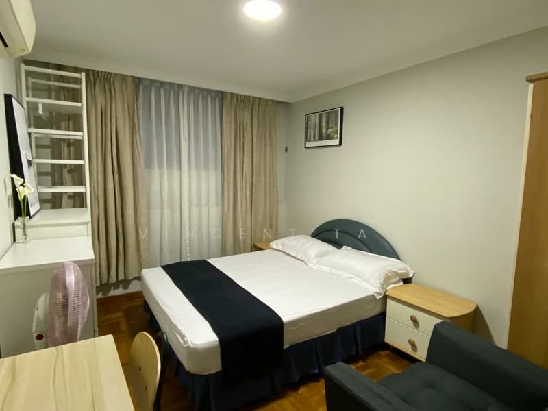 Birmingham Mansions, 130 Thomson Road, Room Rental, 120 sqft, Apartment For Rent, by Vincent Tay, 500235756 - Bedroom - PropertyGuru.com.sg