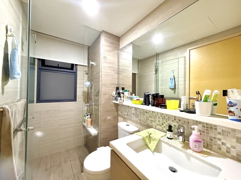 The Rainforest, 345 Choa Chu Kang Avenue 3, 3 Bedrooms, 1,152 sqft, Executive Condominium For Sale, by Nick Tan, 500235758 - Bathroom - PropertyGuru.com.sg