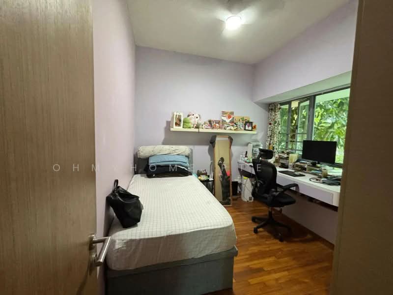 Waterfront Waves, 768 Bedok Reservoir Road, 3 Bedrooms, 1,302 sqft, Condominium For Sale, by EVON NG, 500235760 - Bedroom - PropertyGuru.com.sg