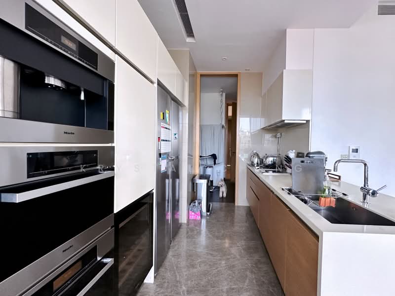Nouvel 18, 16 Anderson Road, 4 Bedrooms, 2,476 sqft, Condominium For Rent, by Krystal Cheng, 500235763 - Kitchen - PropertyGuru.com.sg
