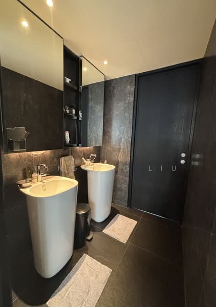 The Teneriffe, 254 Laurel Wood Avenue, 5 Bedrooms, 3,122 sqft, Cluster House For Sale, by Tingting Liu, 500235766 - Bathroom - PropertyGuru.com.sg