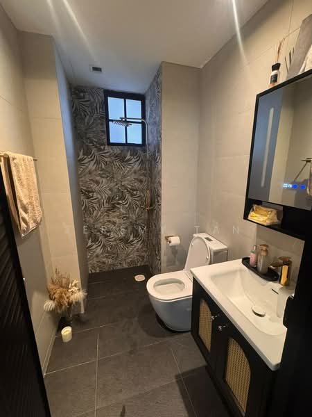 461 Clementi Avenue 3, 461 Clementi Avenue 3, Room Rental, 100 sqft, HDB Flat For Rent, by Jeremy Tan, 500235779 - Bathroom - PropertyGuru.com.sg