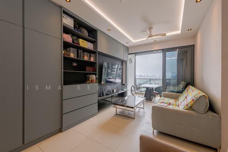 Twin VEW, 91 West Coast Vale, 3 Bedrooms, 1,141 sqft, Condominium For Sale, by Isma Seeneevassen, 500235780 - Living Room - PropertyGuru.com.sg