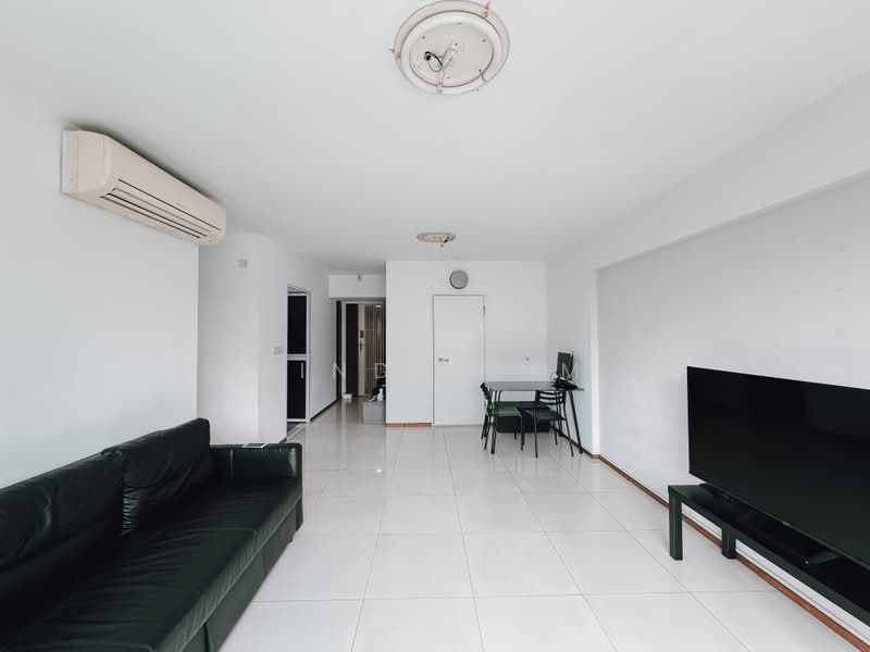 Pinnacle @ Duxton, 1E Cantonment Road, 3 Bedrooms, 1,001 sqft, HDB Flat For Sale, by Linda Sim, 500235791 - Living Room - PropertyGuru.com.sg