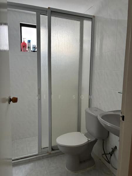 Bayshore Park, 62 Bayshore Road, Bedok / Upper East Coast, Room Rental, 140 sqft, Condominium For Rent, by Jeff Soh, 500235800 - Bathroom - PropertyGuru.com.sg