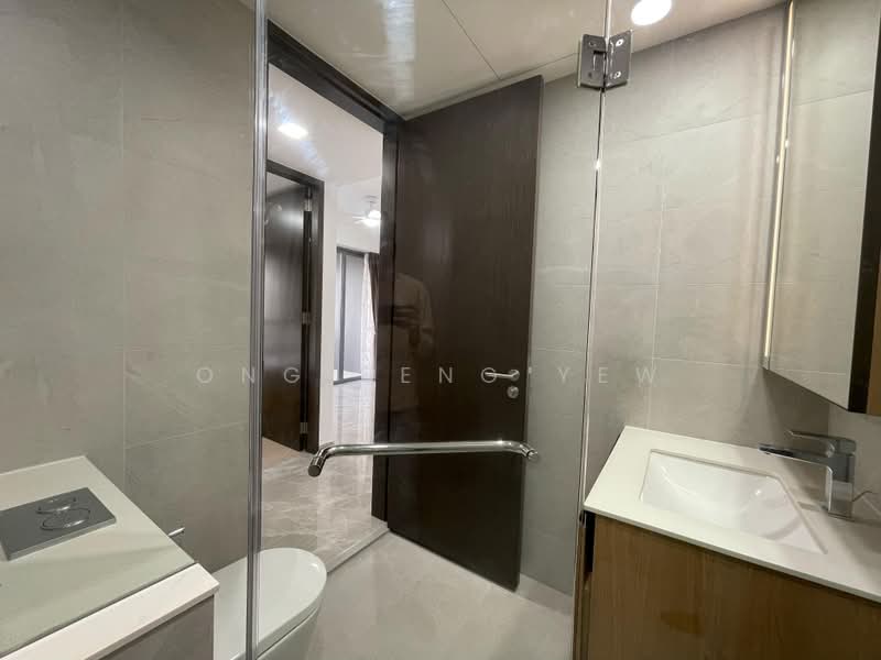 Norwood Grand, 6 Champions Way, 2 Bedrooms, 624 sqft, Condominium For Rent, by Ong Beng Yew, 500235801 - Bathroom - PropertyGuru.com.sg
