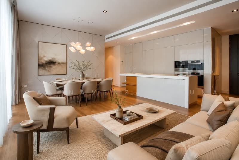 Hilltops, 99 Cairnhill Circle, 4 Bedrooms, 1,733 sqft, Condominium For Sale, by Joan Navenza Wiguna, 500235815 - Living Room - PropertyGuru.com.sg