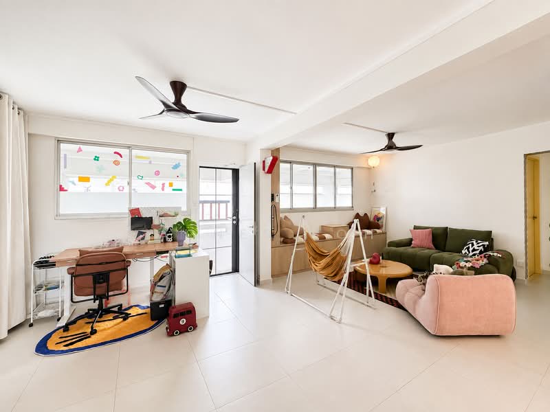 844 Yishun Street 81, 844 Yishun Street 81, Sembawang / Yishun, Room Rental, 200 sqft, HDB Flat For Rent, by Agnes Goh, 500235817 - Living Room - PropertyGuru.com.sg