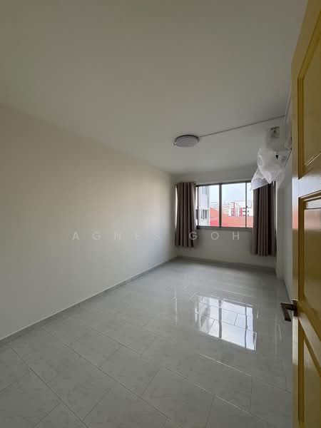 844 Yishun Street 81, 844 Yishun Street 81, Sembawang / Yishun, Room Rental, 200 sqft, HDB Flat For Rent, by Agnes Goh, 500235817 - Interior - PropertyGuru.com.sg