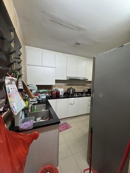 Kentish Lodge, 3 Oxford Road, 2 Bedrooms, 1,173 sqft, Apartment For Rent, by Dennis Tang, 500235820 - Kitchen - PropertyGuru.com.sg