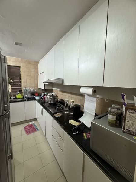 Kentish Lodge, 3 Oxford Road, 2 Bedrooms, 1,173 sqft, Apartment For Rent, by Dennis Tang, 500235820 - Kitchen - PropertyGuru.com.sg
