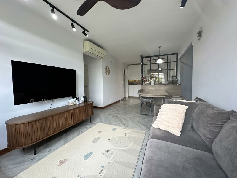 636B Senja Parc View, 636B Senja Road, 3 Bedrooms, 990 sqft, HDB Flat For Sale, by Gwendalene Cheng, 500235824 - Living Room - PropertyGuru.com.sg
